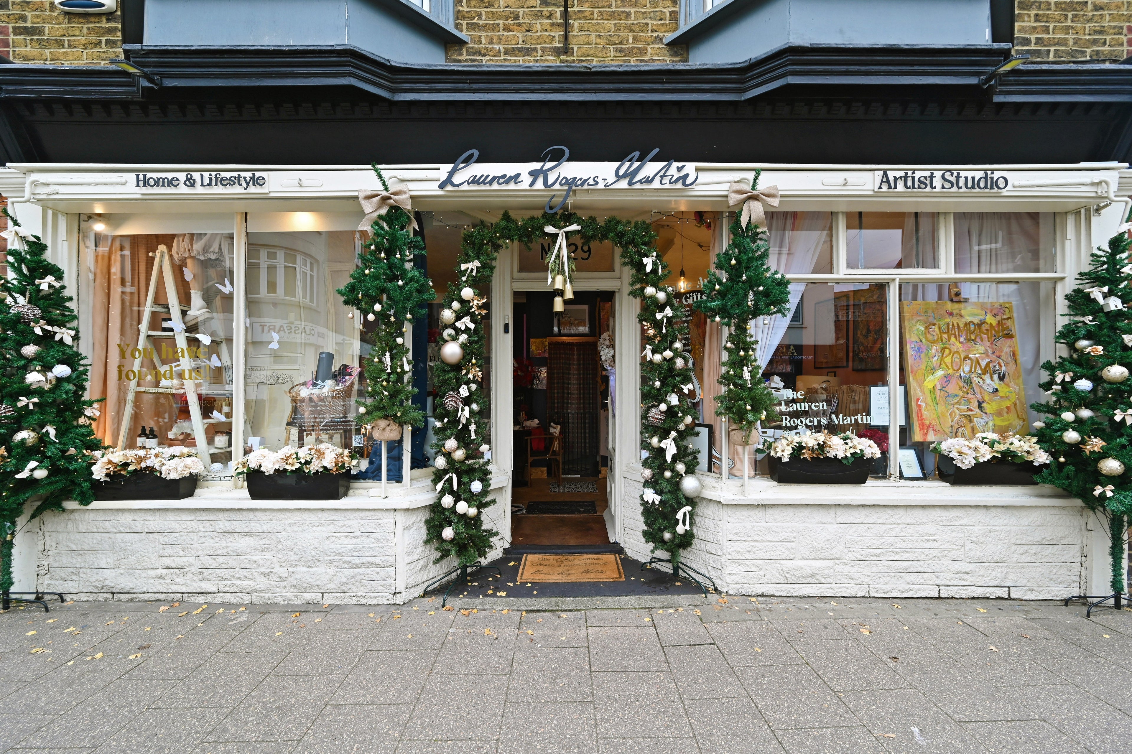 The Art of Gifting: A Whitstable Christmas with The LRM Studio