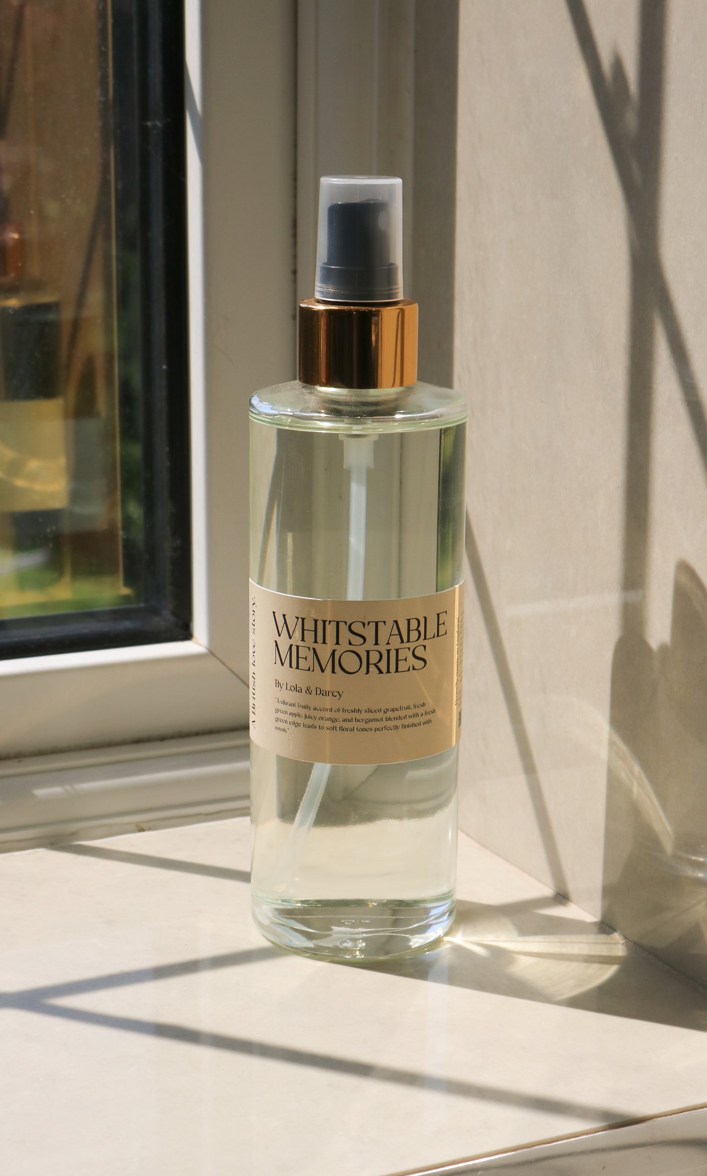 Whitstable Memories Room Spray by Lola & Darcy — non-toxic handmade home fragrance featuring grapefruit, green apple, and bergamot, inspired by Whitstable’s seaside freshness. Made in England.
